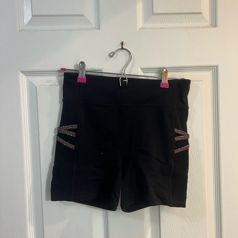 fabletics biker shorts